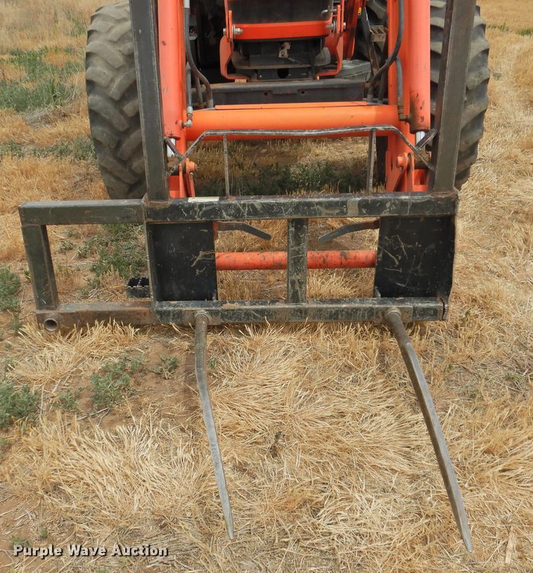 image for item DI0151 2013 Kubota M108S  MFWD tractor