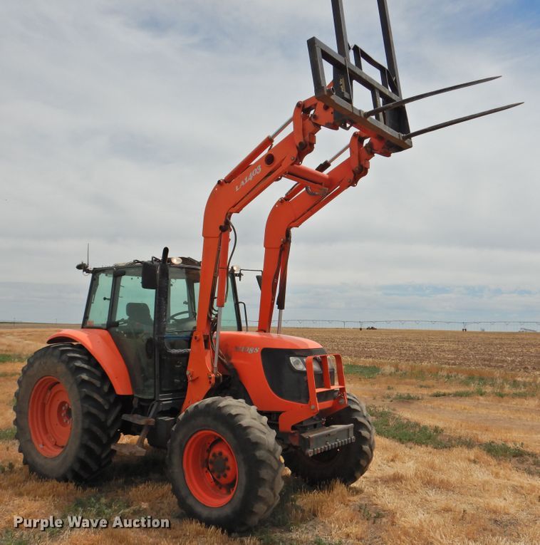 image for item DI0151 2013 Kubota M108S  MFWD tractor
