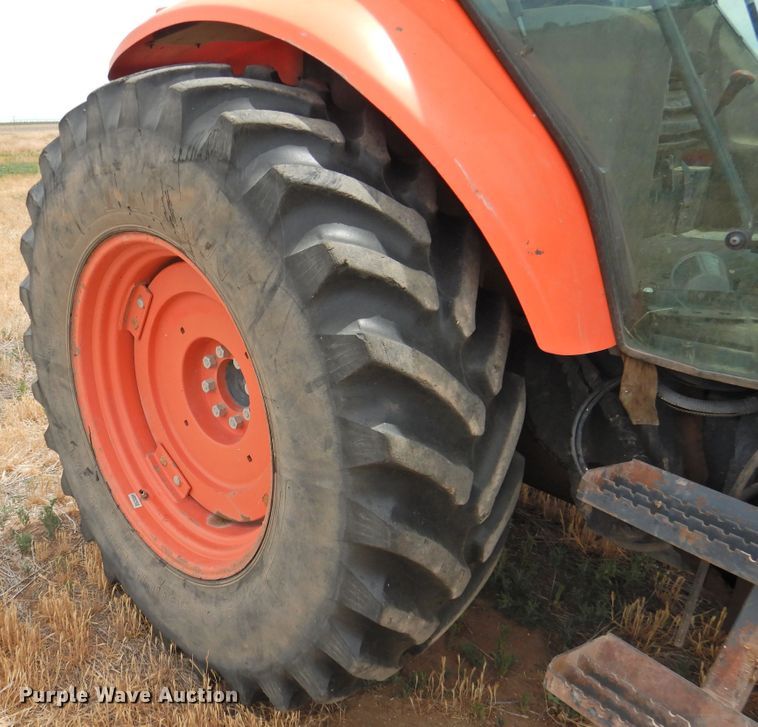 image for item DI0151 2013 Kubota M108S  MFWD tractor