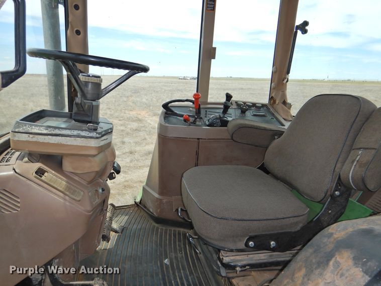 image for item DI0152 1994 John Deere 7800  MFWD tractor