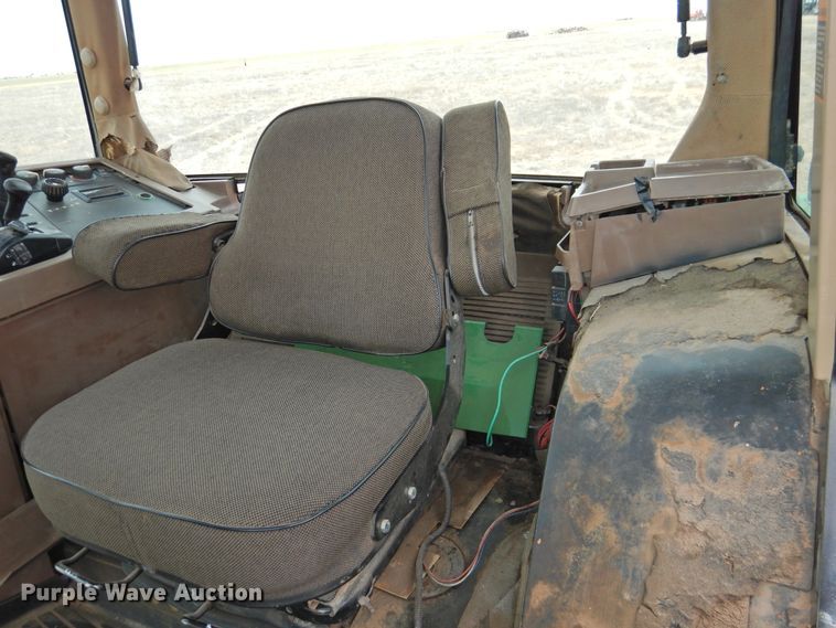 image for item DI0152 1994 John Deere 7800  MFWD tractor