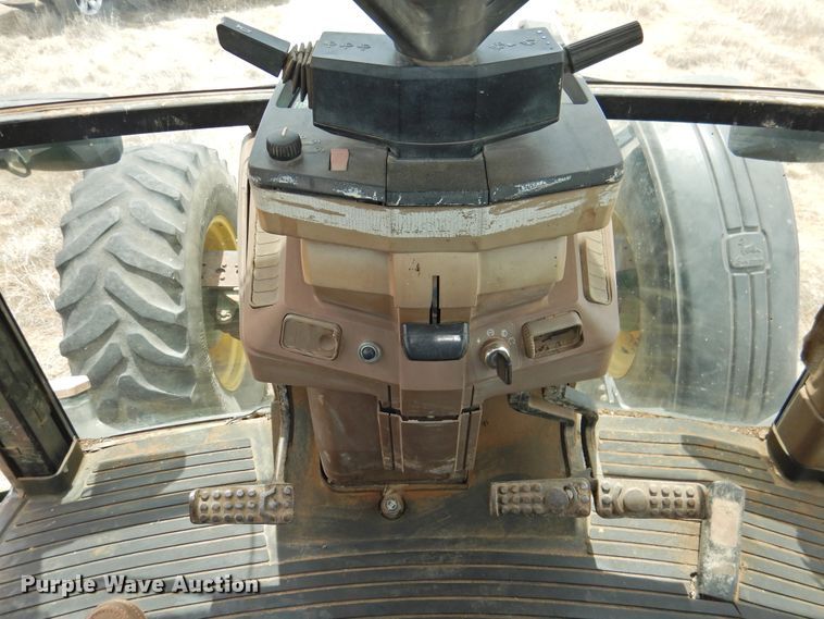 image for item DI0152 1994 John Deere 7800  MFWD tractor