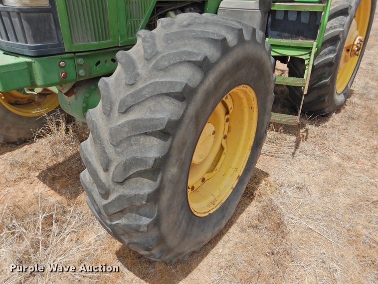 image for item DI0152 1994 John Deere 7800  MFWD tractor