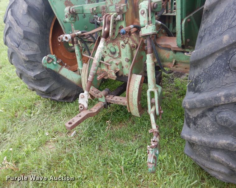 image for item FX9169 Oliver 1800  tractor