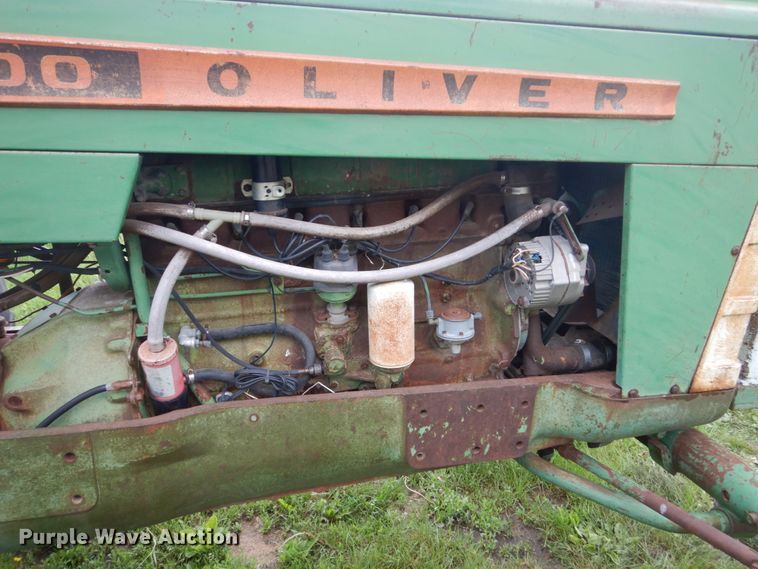 image for item FX9169 Oliver 1800  tractor