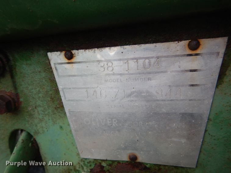 image for item FX9169 Oliver 1800  tractor