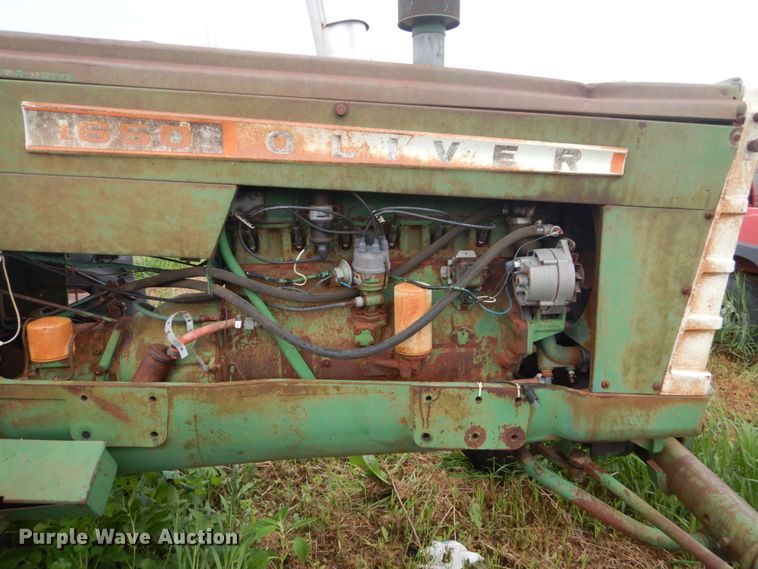 image for item FX9171 Oliver 1650  tractor