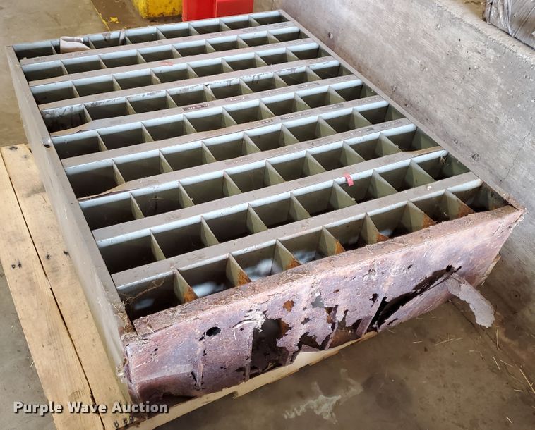 image for item GM9232 (3) bolts bins