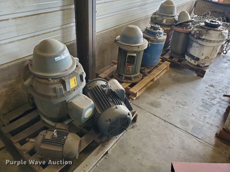 image for item GM9234 Electric motor and pumps