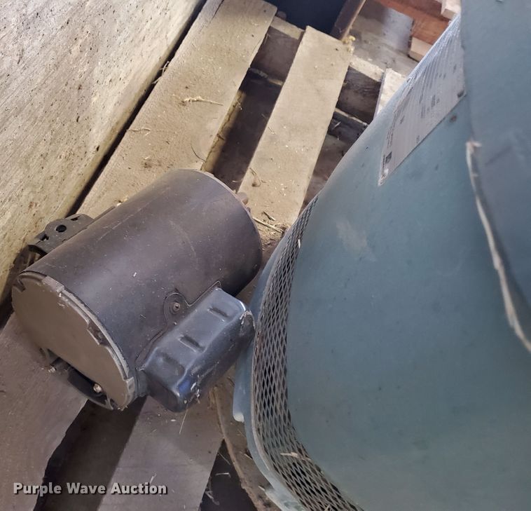 image for item GM9234 Electric motor and pumps