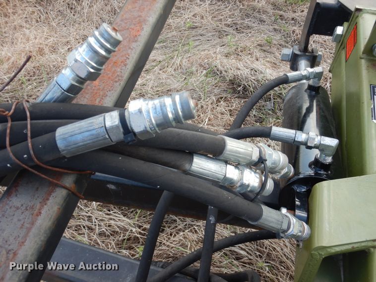 image for item GM9243 Kosch bale handler