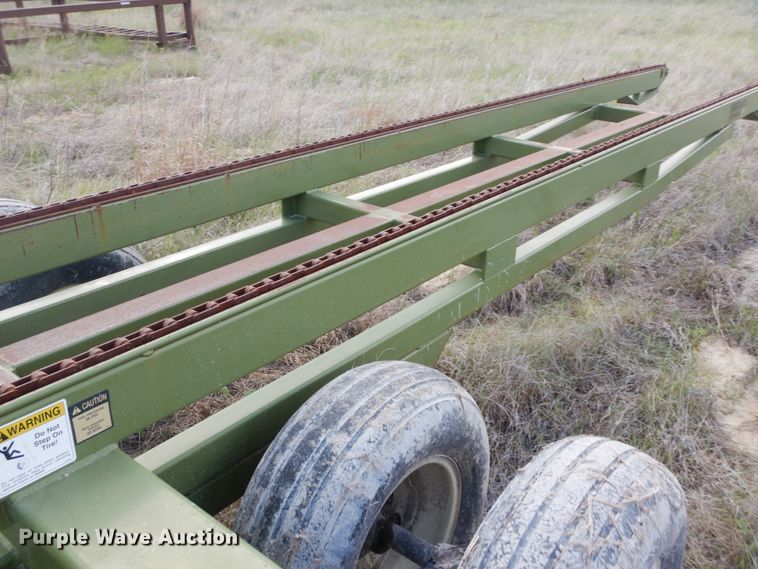 image for item GM9243 Kosch bale handler