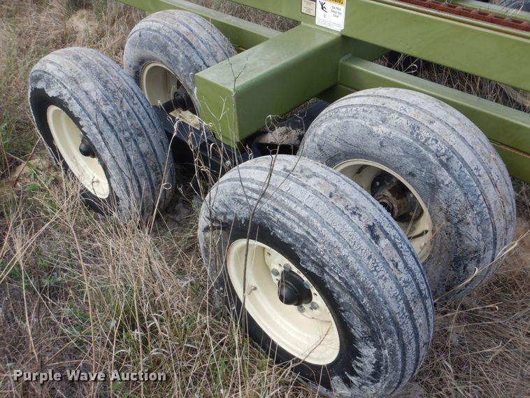 image for item GM9243 Kosch bale handler