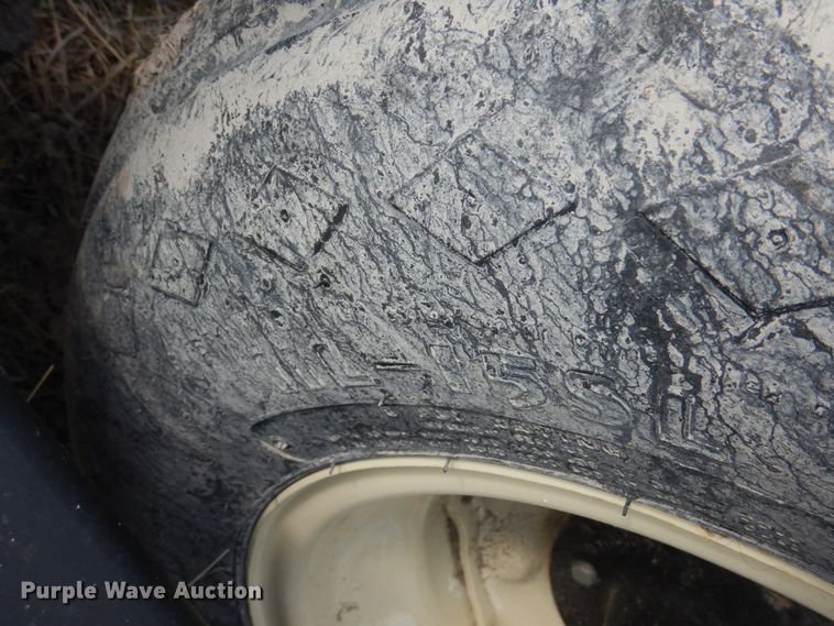 image for item GM9243 Kosch bale handler