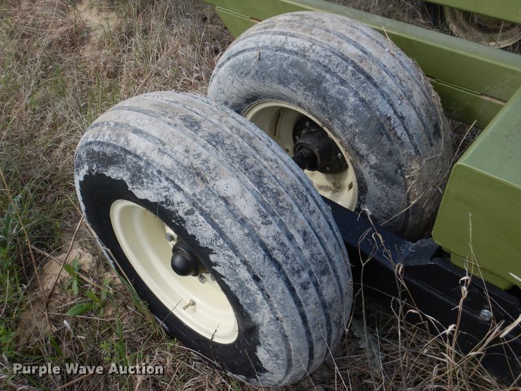 image for item GM9243 Kosch bale handler