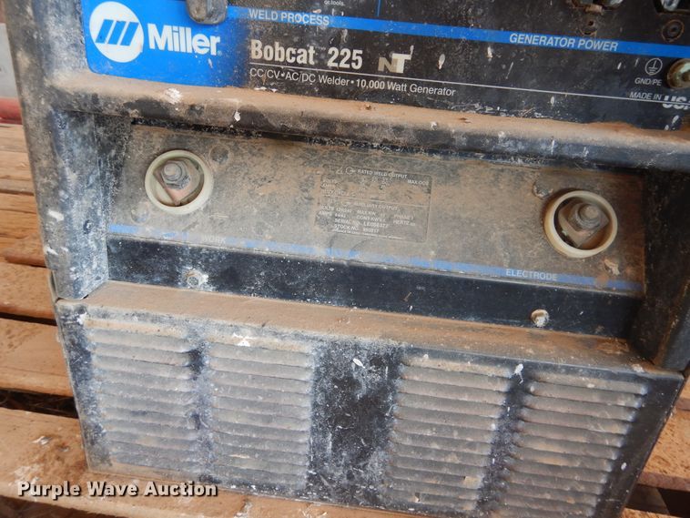 image for item GN9904 Miller Bobcat 225NT welder/generator