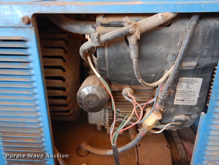 image for item GN9904 Miller Bobcat 225NT welder/generator