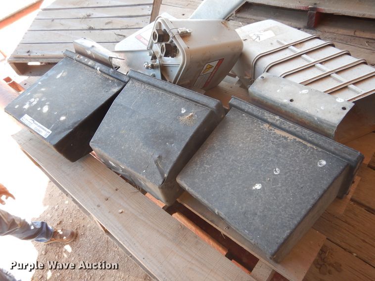 image for item GN9905 Center pivot parts