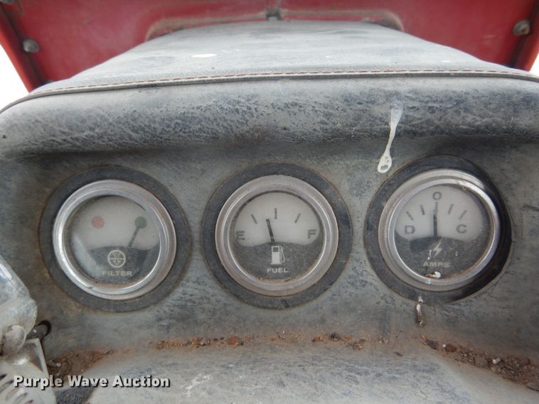 image for item GV9059 International 1566  tractor