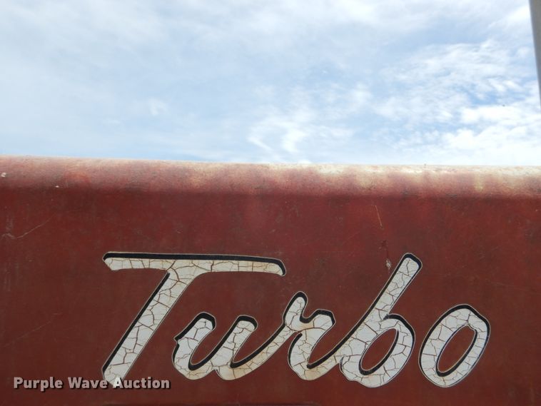 image for item GV9059 International 1566  tractor