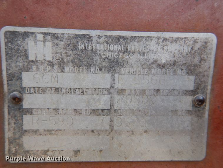 image for item GV9059 International 1566  tractor