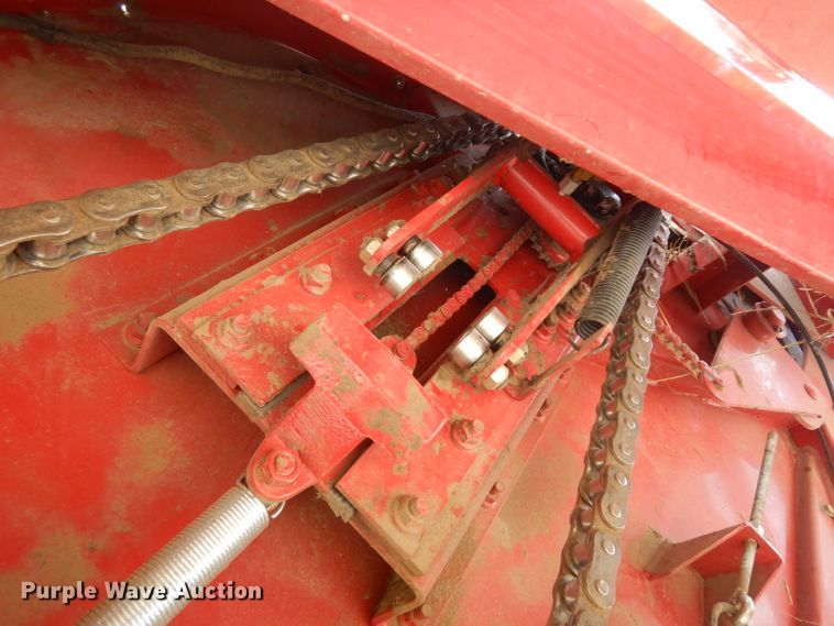 image for item GW9127 2011 New Holland BR7090  round baler