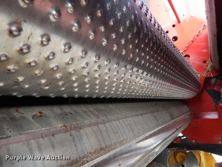 image for item GW9127 2011 New Holland BR7090  round baler