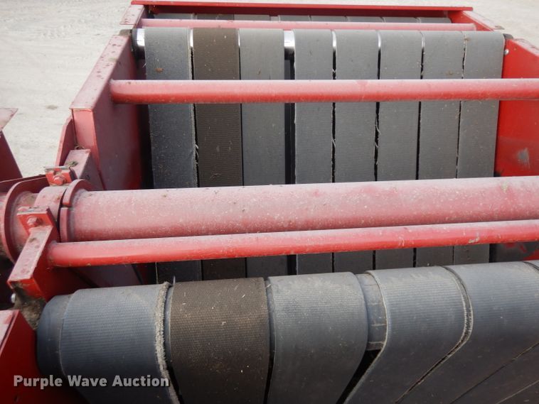 image for item GW9127 2011 New Holland BR7090  round baler