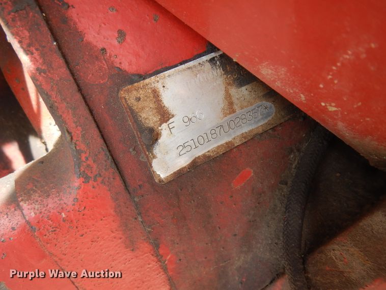 image for item GW9136 International 966  tractor