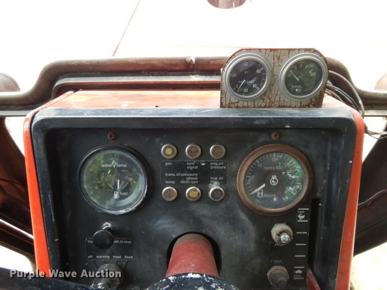 image for item GW9137 Allis Chalmers 7030  tractor