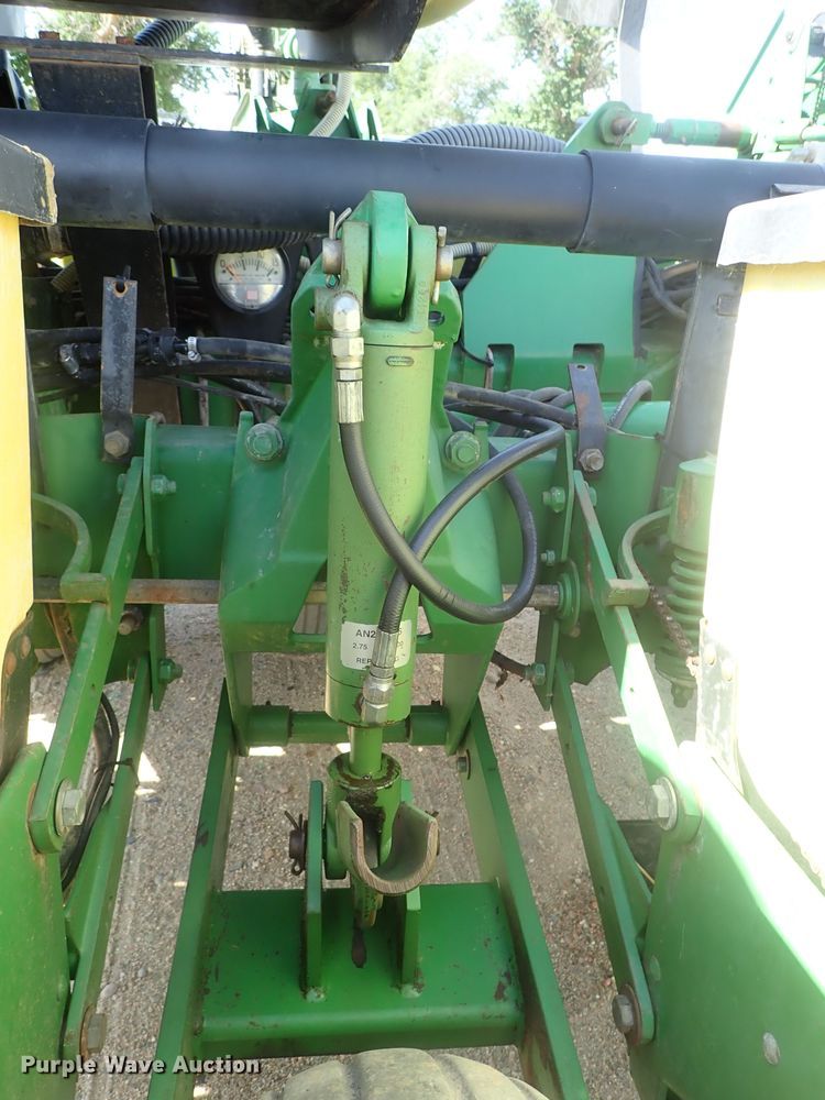 image for item GW9369 John Deere 1760 Max Emerge II planter