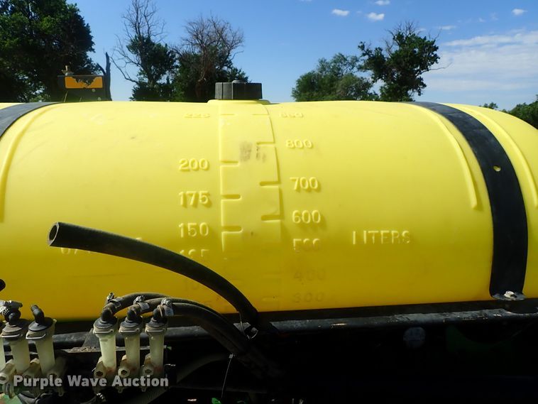 image for item GW9369 John Deere 1760 Max Emerge II planter