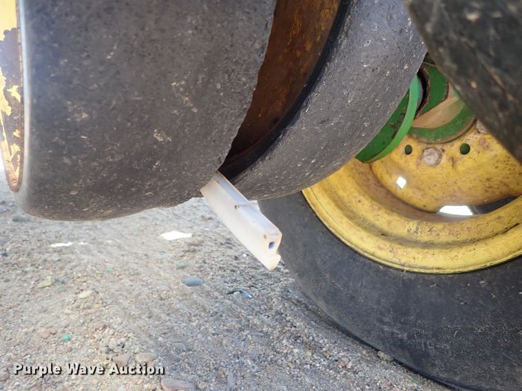 image for item GW9369 John Deere 1760 Max Emerge II planter