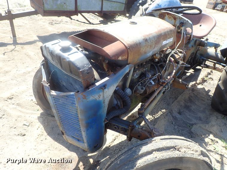 image for item GW9381 Harry Ferguson  tractor