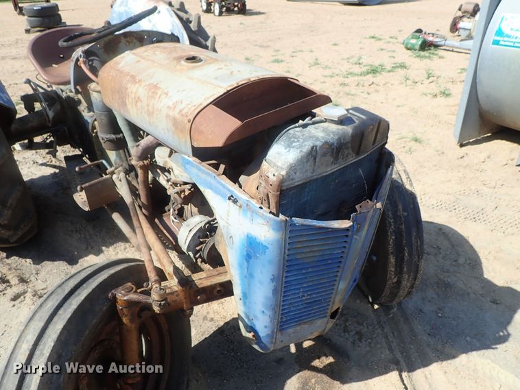 image for item GW9381 Harry Ferguson  tractor