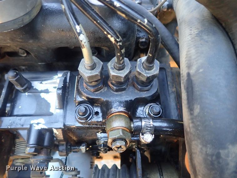 image for item GW9405 John Deere F925 lawn mower