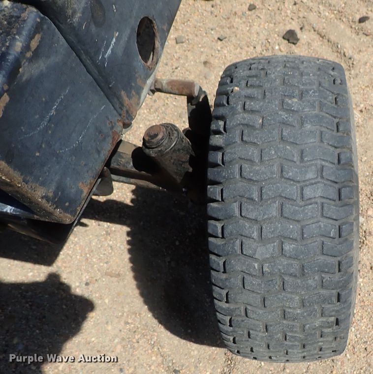 image for item GW9405 John Deere F925 lawn mower