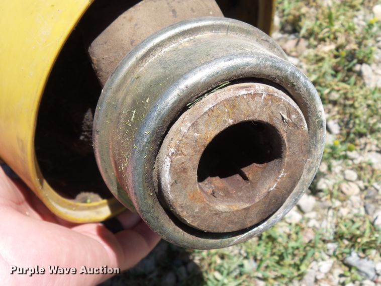 image for item GX9104 John Deere CX15 batwing rotary mower