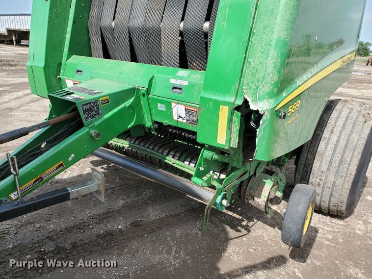 image for item GX9942 2014 John Deere 569 Premium round baler