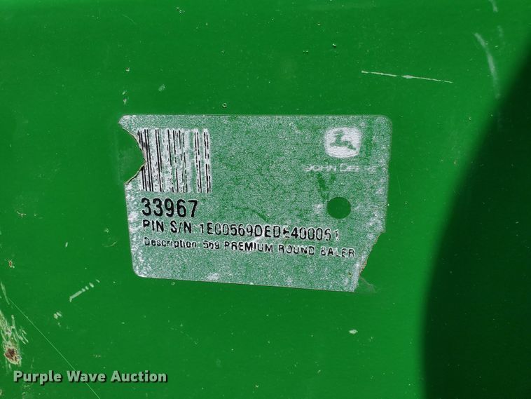 image for item GX9942 2014 John Deere 569 Premium round baler