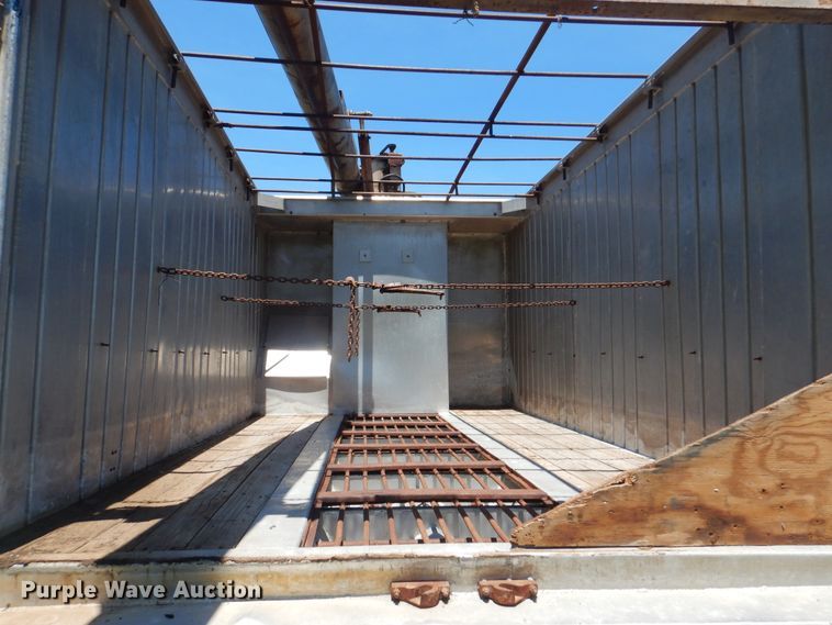 image for item GY9901 Krause 14K-65A grain trailer