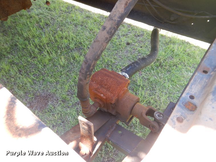 image for item GY9901 Krause 14K-65A grain trailer