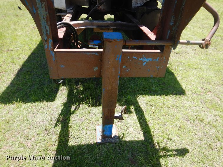 image for item GY9901 Krause 14K-65A grain trailer