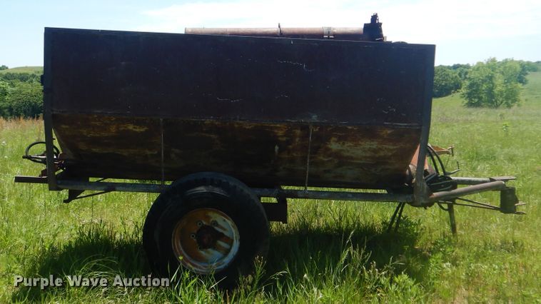 image for item GY9906 Grain cart