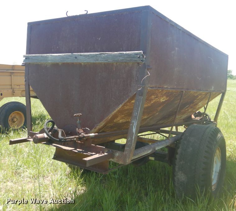 image for item GY9906 Grain cart
