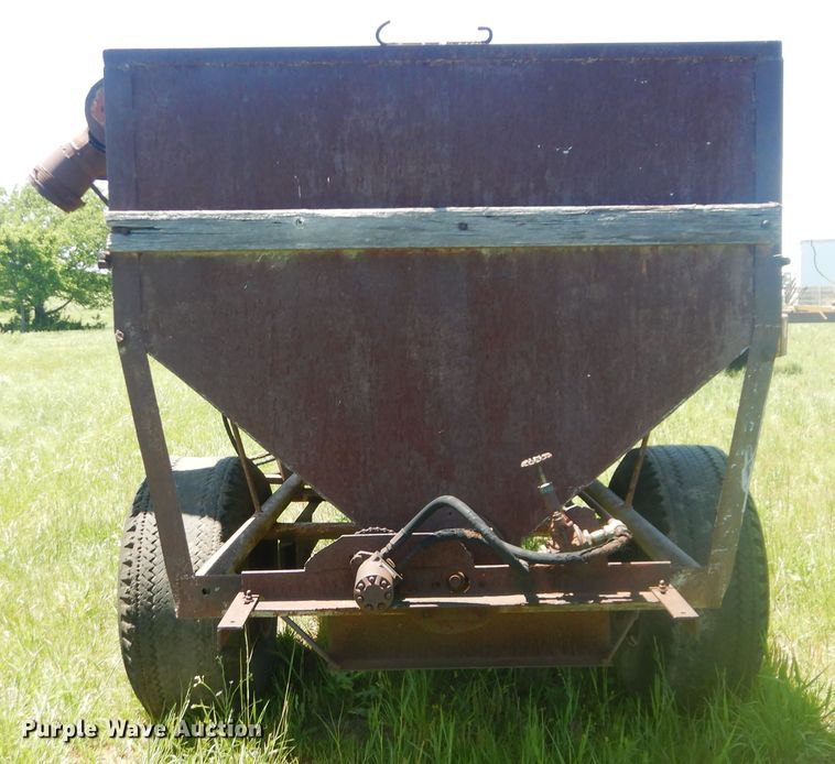 image for item GY9906 Grain cart
