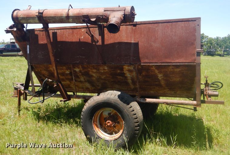 image for item GY9906 Grain cart