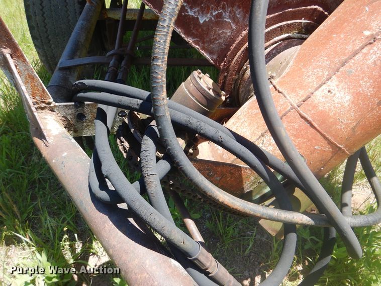 image for item GY9906 Grain cart