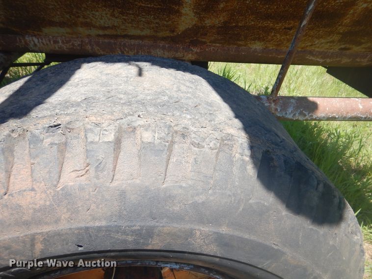 image for item GY9906 Grain cart