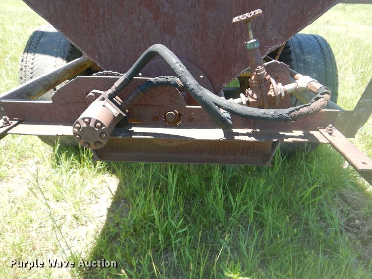image for item GY9906 Grain cart